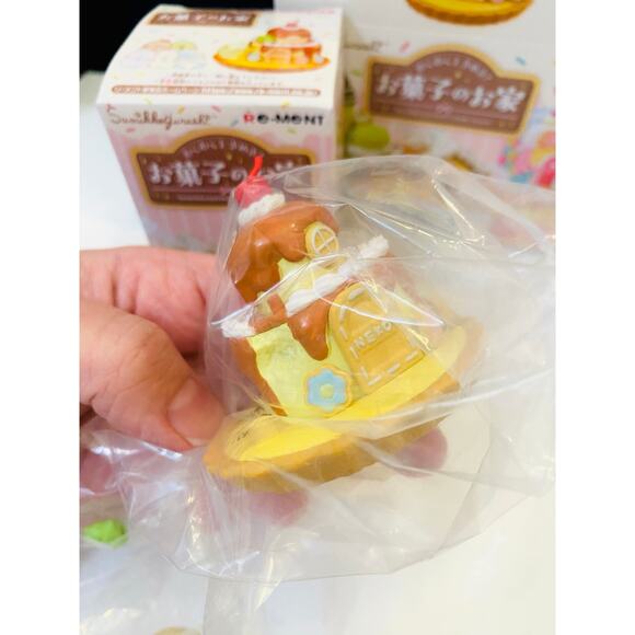 Sumikko Gurashi WakuWaku Tokimeki! Candy House Blind Box Neko & Zessou - Picture 4 of 4